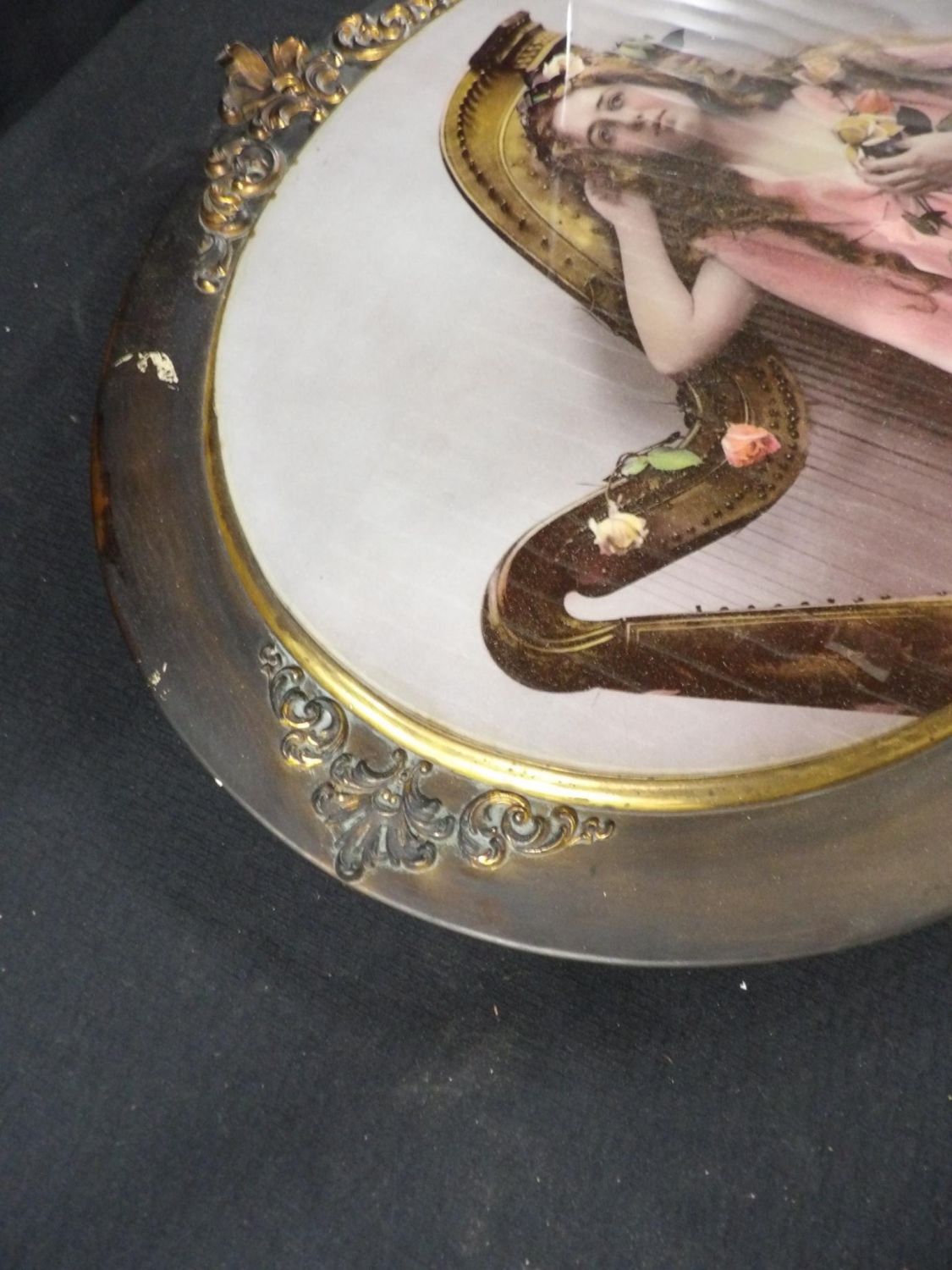 Lot 41 Antique Oval Ornate Wall Hanging Frame w/ Female, Floral and