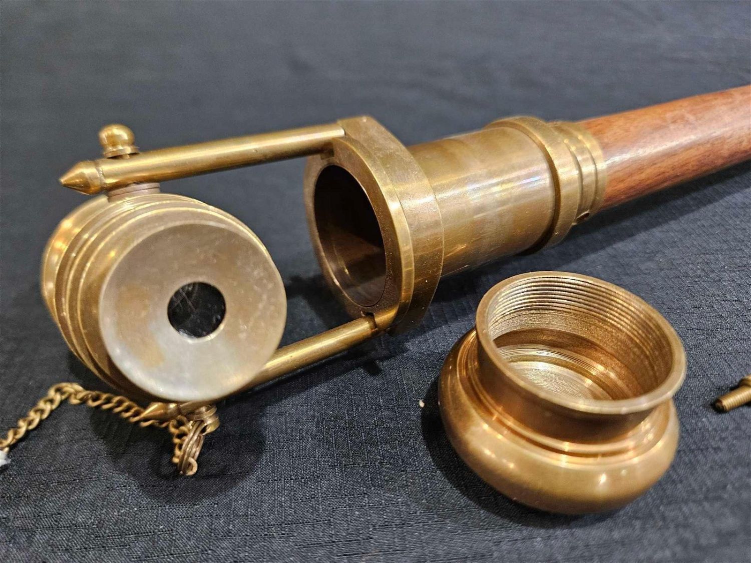 Lot 297 Victorian Walking Cane with Telescope Atlee Raber Auctions