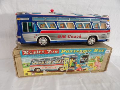 VINTAGE TIM ROSKI RM COACH. BATTERY OPERATED (MINT) BOX FAIR 16 IN LONG