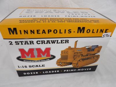 MINNEAPOLIS-MOLINE 2 STAR CRAWLER. 1-16 SCALE W BOX