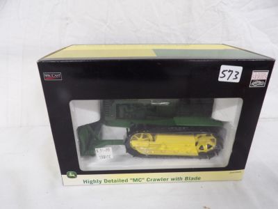 JD MC CRAWLER W BLADE. HIGHLY DETAILED SPEC CAST 1-16 SCALE
