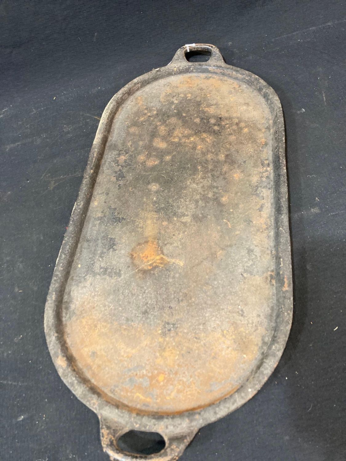 Lot 267 GRISWOLD FLAT GRIDDLE Atlee Raber Auctions