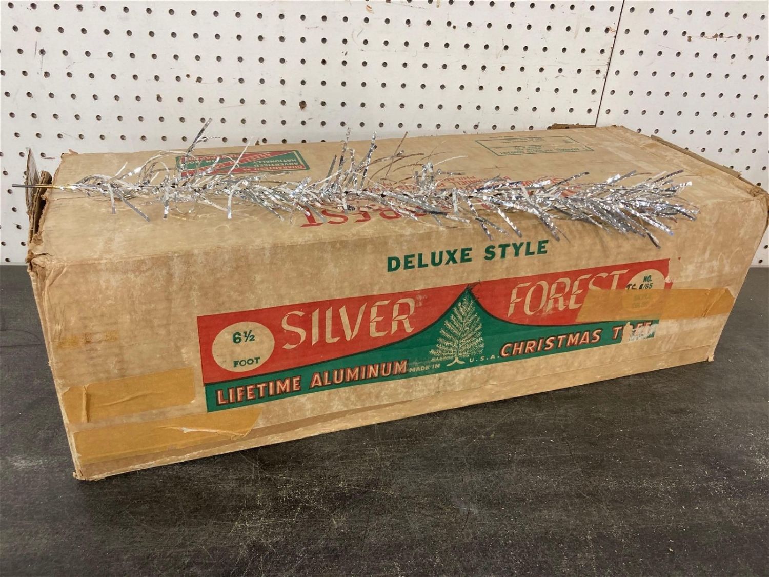 Lot 103 SILVER FOREST ALUMINUM CHRISTMAS TREE 6.5 FT Atlee Raber