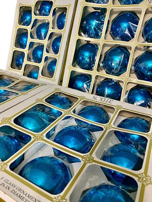 40 pc Vintage Peacock Blue Glass Sphere Christmas Tree Ornaments with Boxes. 2 1/4" to 2 5/8"