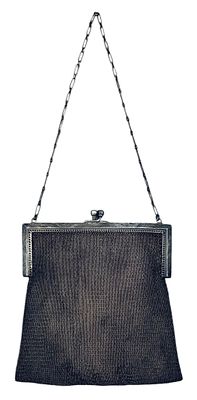 Fine Sterling Silver Antique Mesh Handbag, Embossed Frame Purse. Impeccable workmanship, dainty
