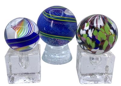 Jim Davis, Geoffrey Beetem Signed Incredible Art Glass Marble Spheres, Swirled Orbs. 3 pc