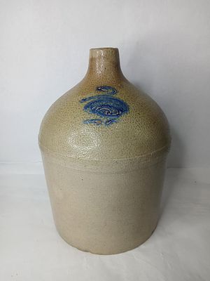 Bee Sting Stoneware 3 Gallon Jug. Turkey dropping to side with crackling glaze. No large chips 
