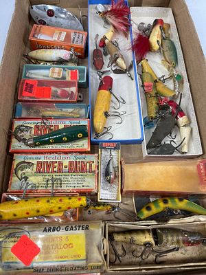 Old Wooden and Spinner Fishing Lures. Many original boxes are included. Heddon, Johnsons, Red 
