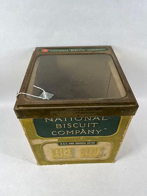National Biscuit Co Cracker Box. Cardstock box with metal and glass window lid. 12x10.5x10.5