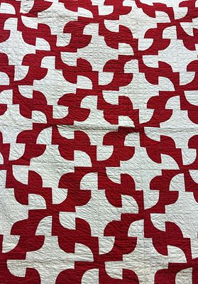 Beautiful early hand stitched "Drunkard's Path" quilt. Great early quilt with fine needle work! 