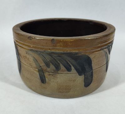 Small decorated butter crock. Shows several chips on rim, otherwise is great! 7in diameter 4in tall.
