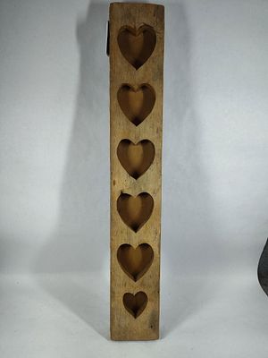 Primitive Heart/Spade mold. 5in x 32in.