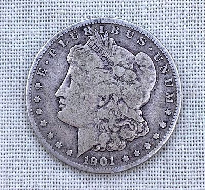 1901 O Morgan Dollar Antique US Silver Coin. Comes with the coin case shown, good definition 