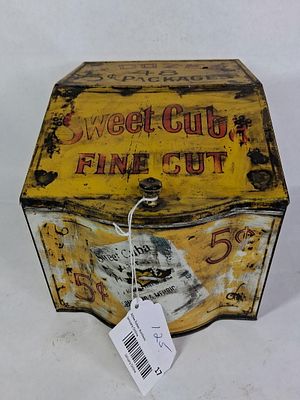 Sweet Cuba Hinged Lid Cigar Tin. Good color with finish and paint loss? 8 x 8 x 11