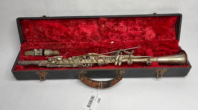 Antique Windermere Inscribed Clarinet in Lined Carrying Case. Showing tarnishing as well as 