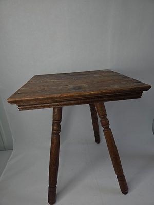 Antique oak square side table. 16x16x18