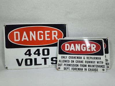 SSP Gas and Oil Danger Signs Lot of 3 Pipeline Craneman Enameled Signs. This great pipeline 