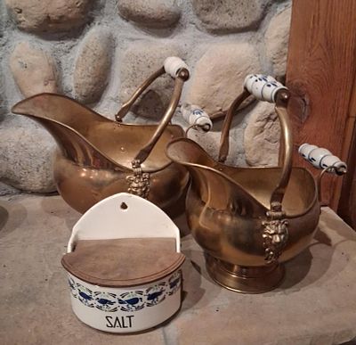 Brass Coal Scuttles w/ Delft & Ceramic Salt Box. This lot consists of a pair of brass fireside 