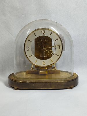 Kieninger & Obergfell Kundo Clock. 9.5x8.5 A Kieninger &amp; Obergfell (Kundo) electromagnetic 