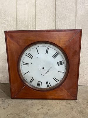 Self Winding Clock Co. NY Wall Clock. 21x21x6 An electro-mechanical self-winding wall clock 
