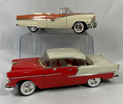 Road Signature 1:18 Chevrolet/Ford Cars. Both 11 inches. A pair of 1:18 scale die-cast model 