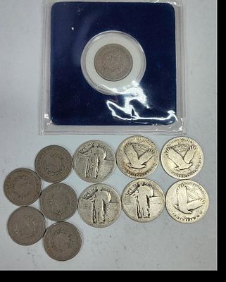 US Liberty Nickels & Standing Quarters. A group of US coinage consisting of Liberty Head nickels 