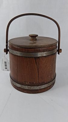 Basketville Wood Firkin w/ Swing Handle. 8 in dia and 7.5 in tall This wooden firkin is 