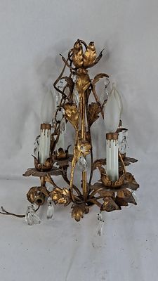 Italian Hollywood Regency Chandelier. 16 in tall A vintage four-light chandelier executed in the 