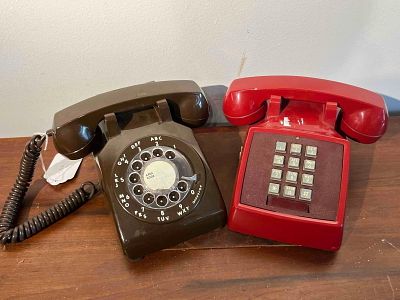 ITT Rotary & Western Electric Phones. This lot features two American desk telephones 