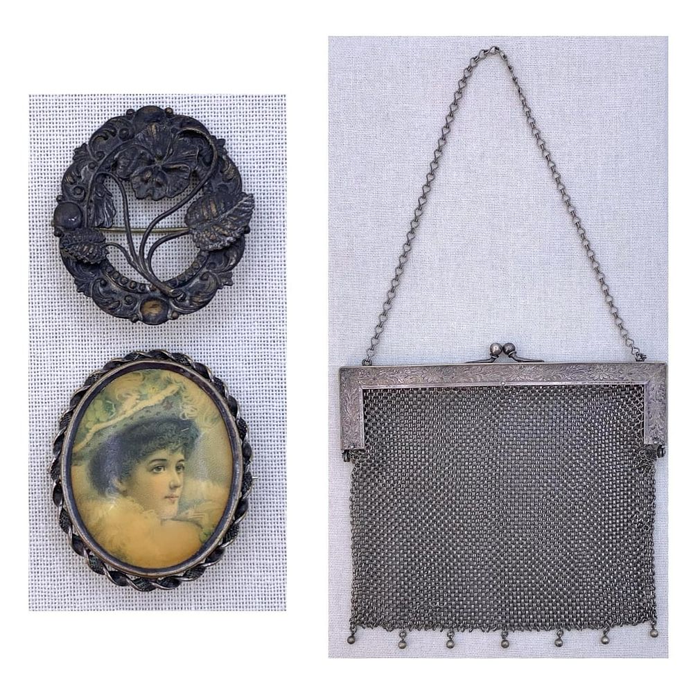 Lot 154: Antique German Silver Chainmail Purse and Pair of Early C Clasp Brooches