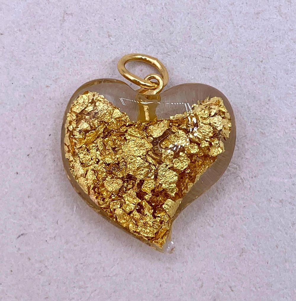 Lot 173: Vintage Floating Gold Flake Asymmetrical Glass Heart Necklace Pendant