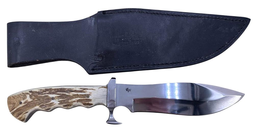 Lot 177: Custom Made Huntsman Antler Handle Skinning, Hunting, Butcher Fixed Blade Bowie Knife,Leather Sheath