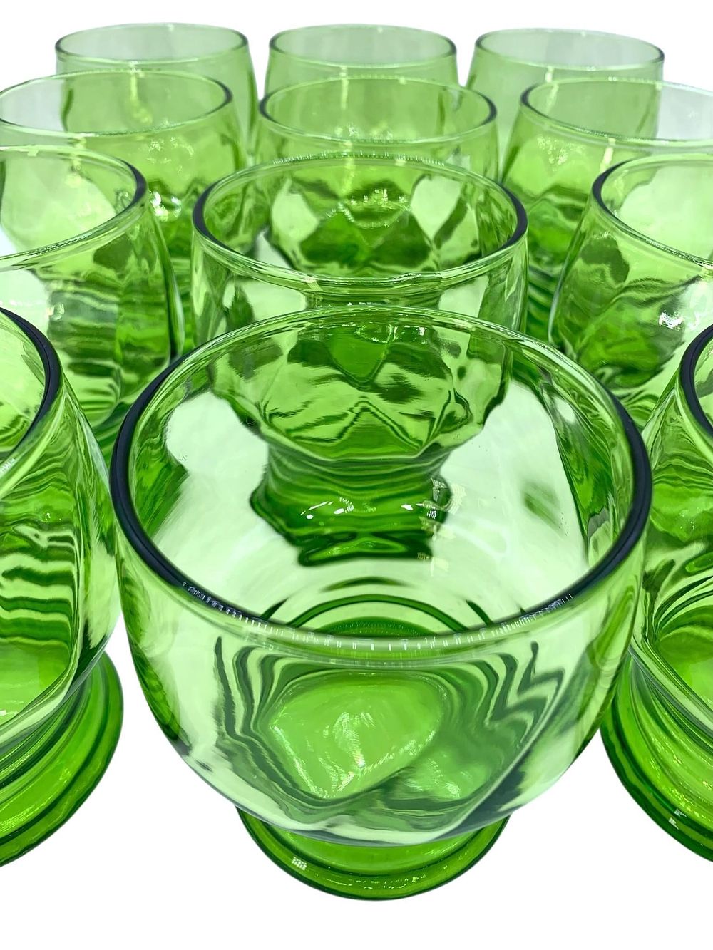 Lot 237: 12 pc Vintage Mid Century Swirled Vibrant Lime Green Glass Set