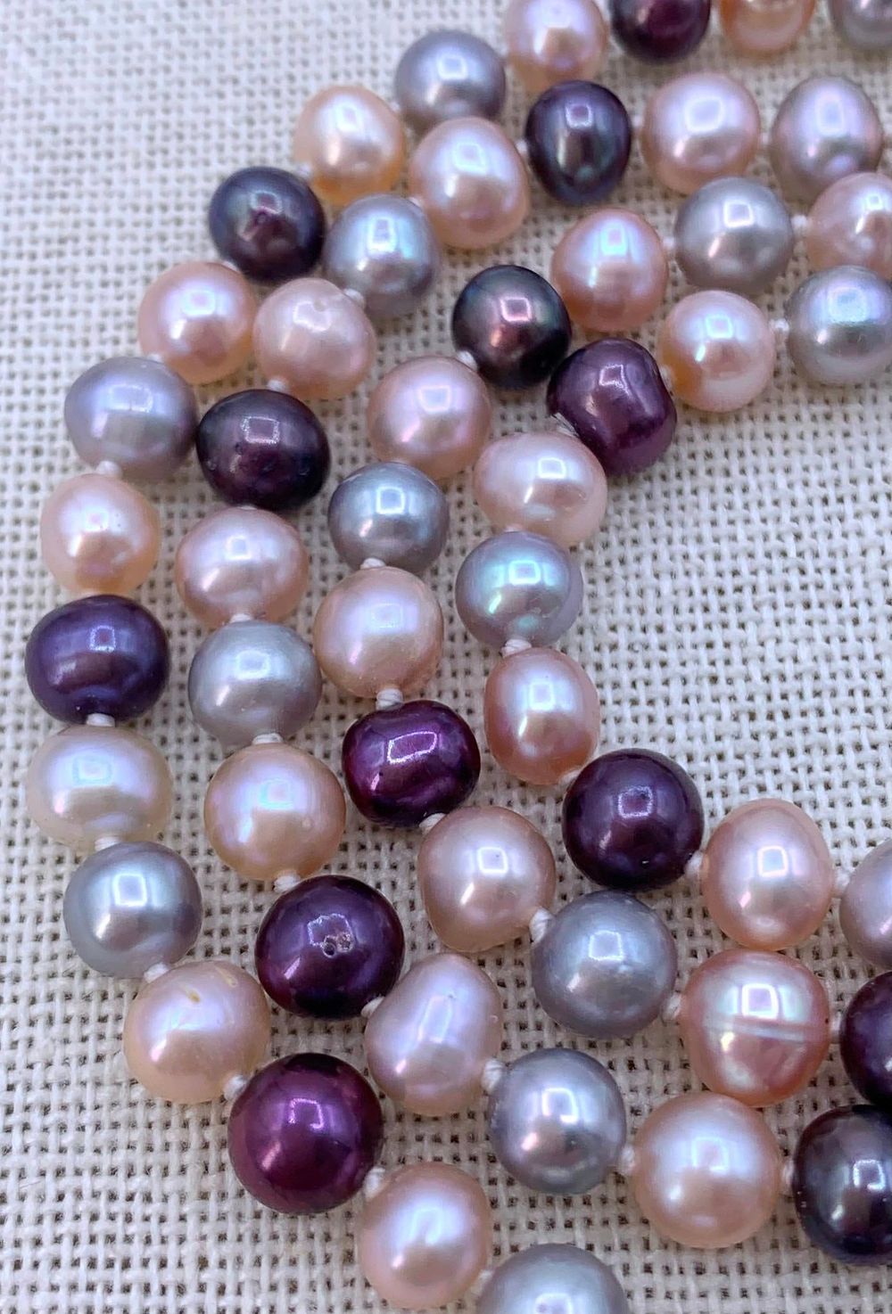 Lot 241: Ethereal Silver Gray, Blush and Plum Freshwater Pearl 925 Necklace