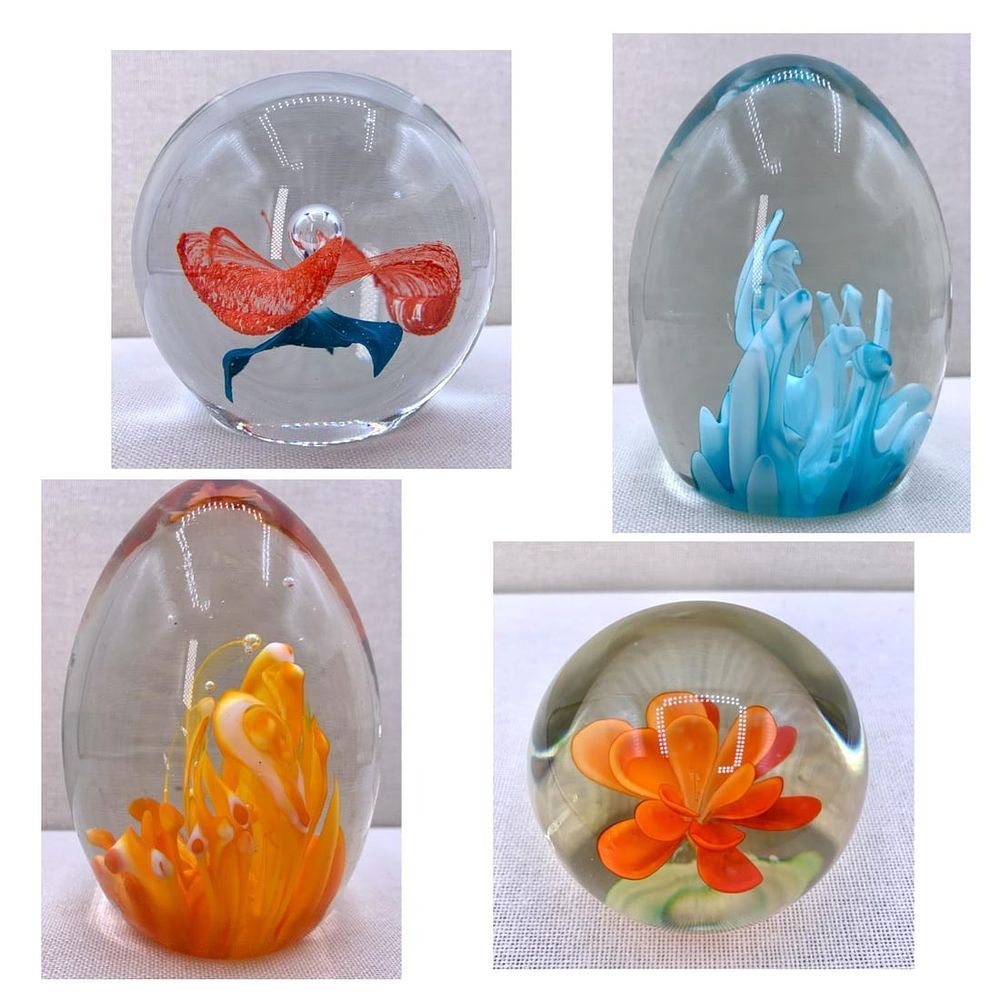 Lot 257: 4 Tangerine and Aqua Vintage Studio Art Glass Paperweights: Italian Murano