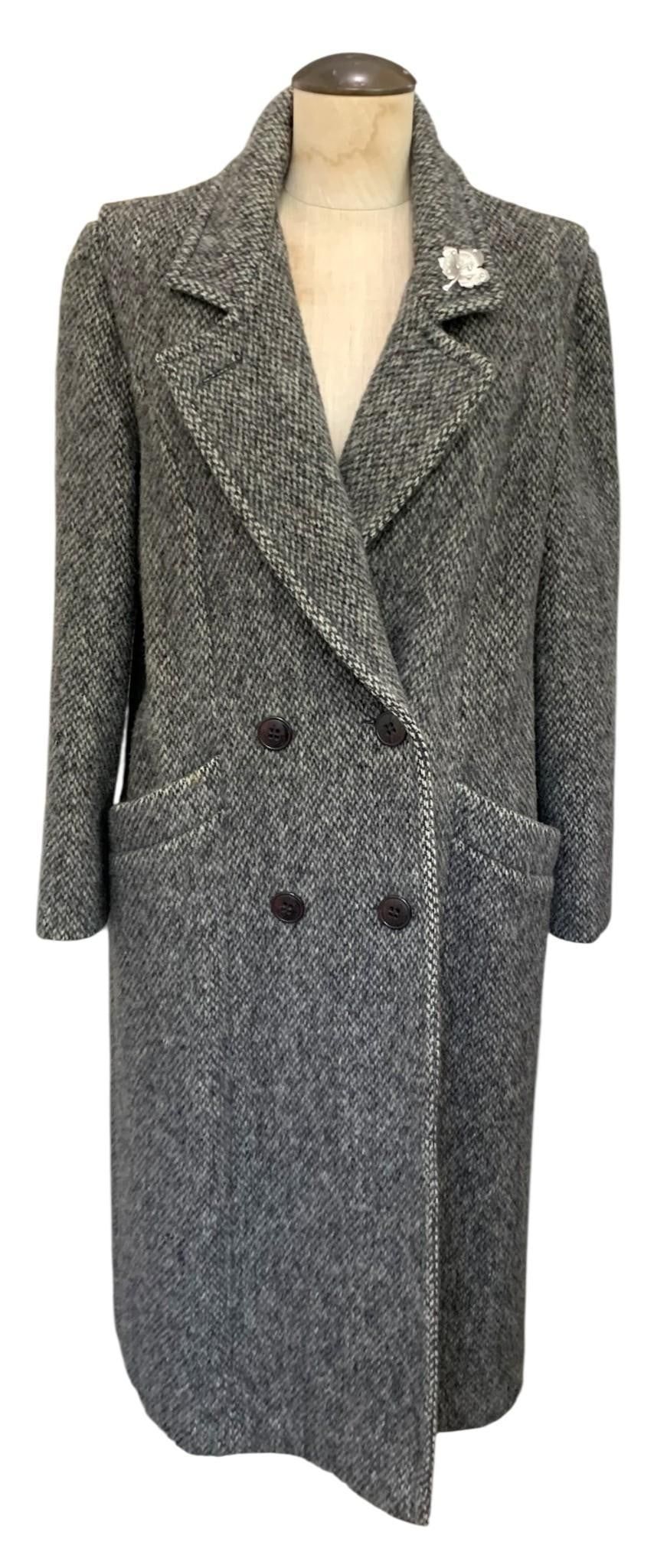 Lot 301: Timeless Mid Century Herman Kay Petite Tailored Vintage Gray Wool Tweed Double Breasted Coat