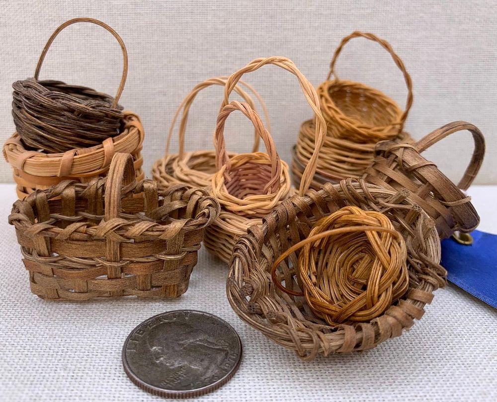 Lot 309: 12 Miniature Vintage Folk Art Hand Woven Petite Market, Gathering, Storage Baskets
