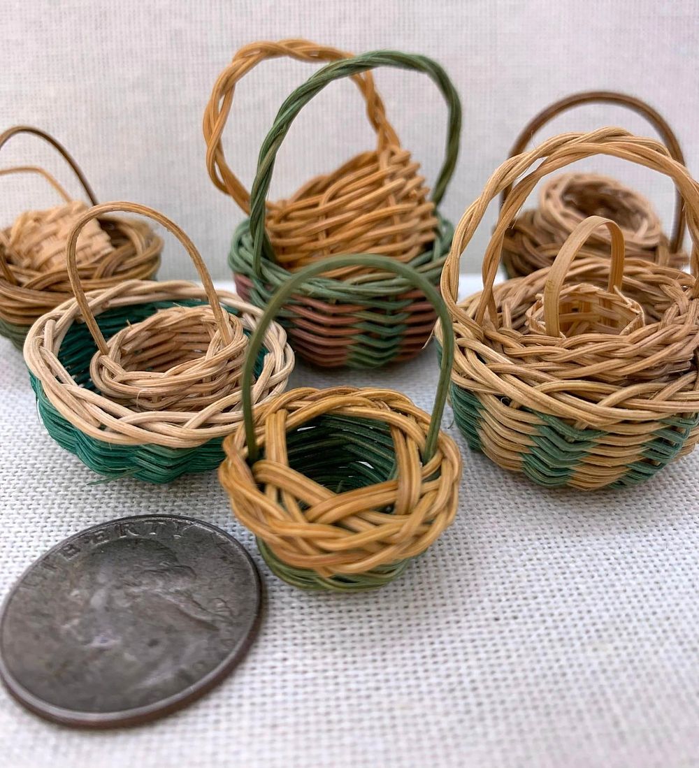 Lot 390: 12 Miniature Vintage Folk Art Hand Woven Petite Gathering, Market, Storage Baskets