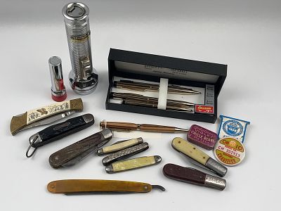 Pocket Knives & Pierre Cardin Set. A collection of pocket knives, writing instruments, and 