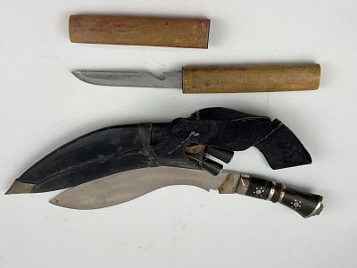 Set of 2: Indian Kukri & Fish Knife. Kukri overall length: 12.5 inches Floating fish knife 