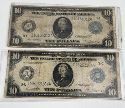 Pair 1914 $10 Blue Seal Notes. A pair of large-size US $10 Federal Reserve Notes, Series of 