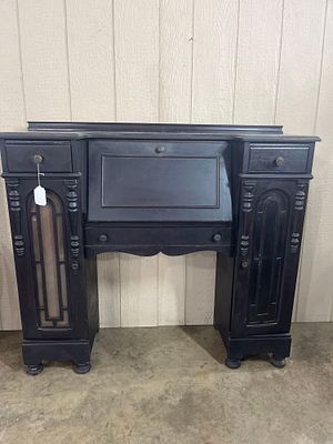 Victorian Eastlake Secretary Desk. 41.5 x 45 x 14 inches. A late 19th-century side-by-side 