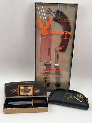 Harley-Davidson & Schrade Knives. This lot consists of two distinct collectible sets featuring 