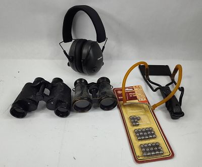 Hilton Binoculars, Field Glasses & Gear. This lot comprises a group of sporting, optical, and 