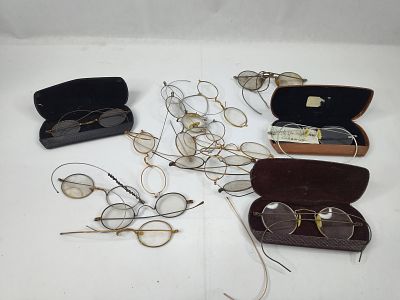 Antique Spectacles & Pince-Nez. Twenty pairs of and eyewear and three hard cases. The collection 