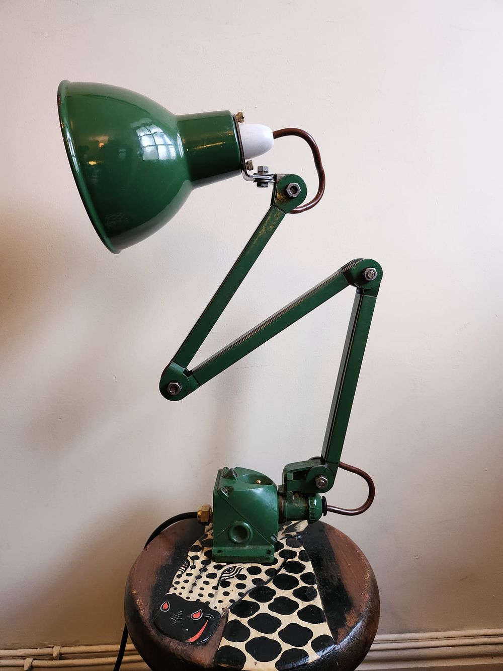 Lot 163: E D L 1930s lamp in perfect working order and has been pat tested