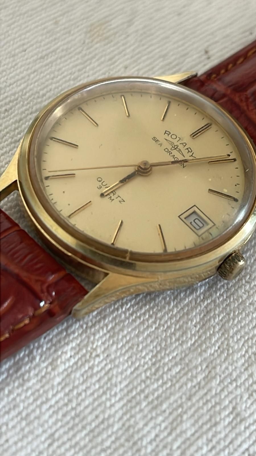 Lot 171: Rotary vintage gold plated watch sea dragon