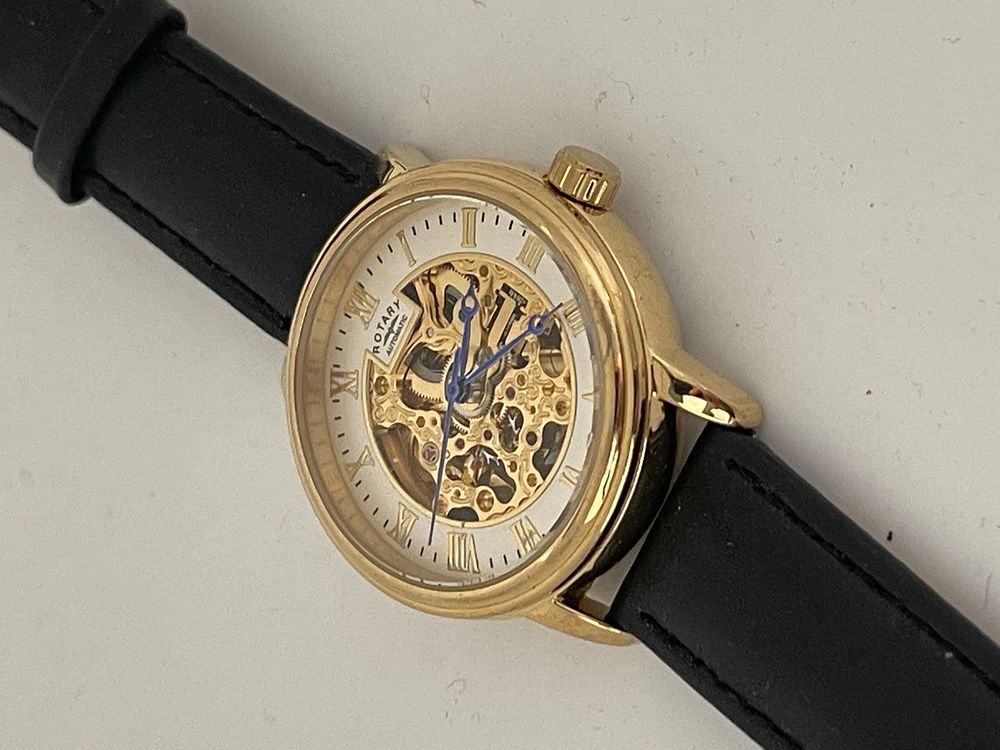 Lot 200: ROTARY SKELETON MENS WATCH FULLY WORKING AUTOMATIC
