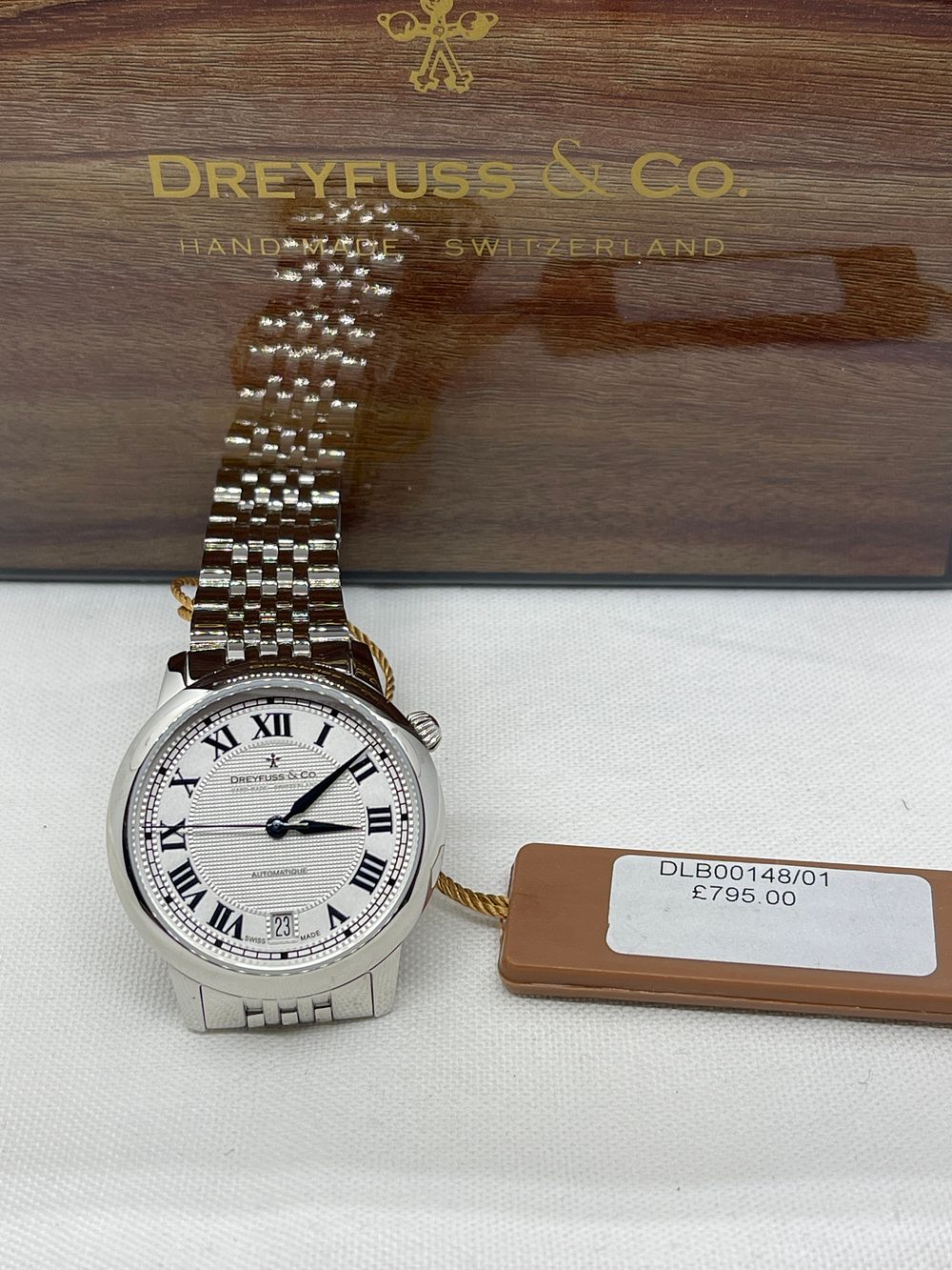 Lot 233: Dreyfuss hand made Swiss Swiss automatic men’s watch, boxed, papers 2 year warranty