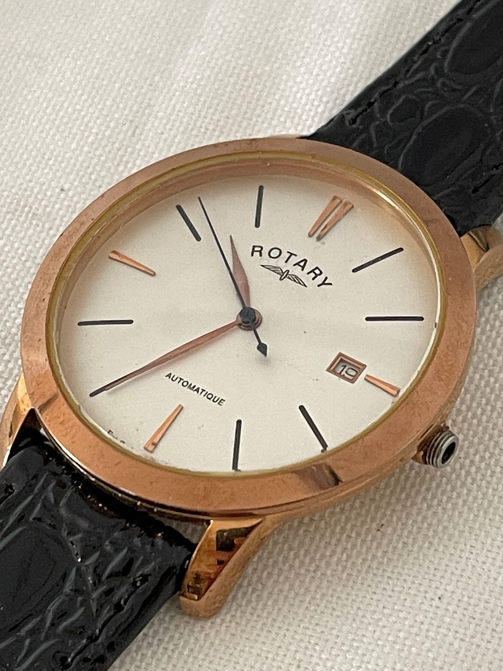 Lot 299: Rotary automatic watch gold plated, spares or repairs.